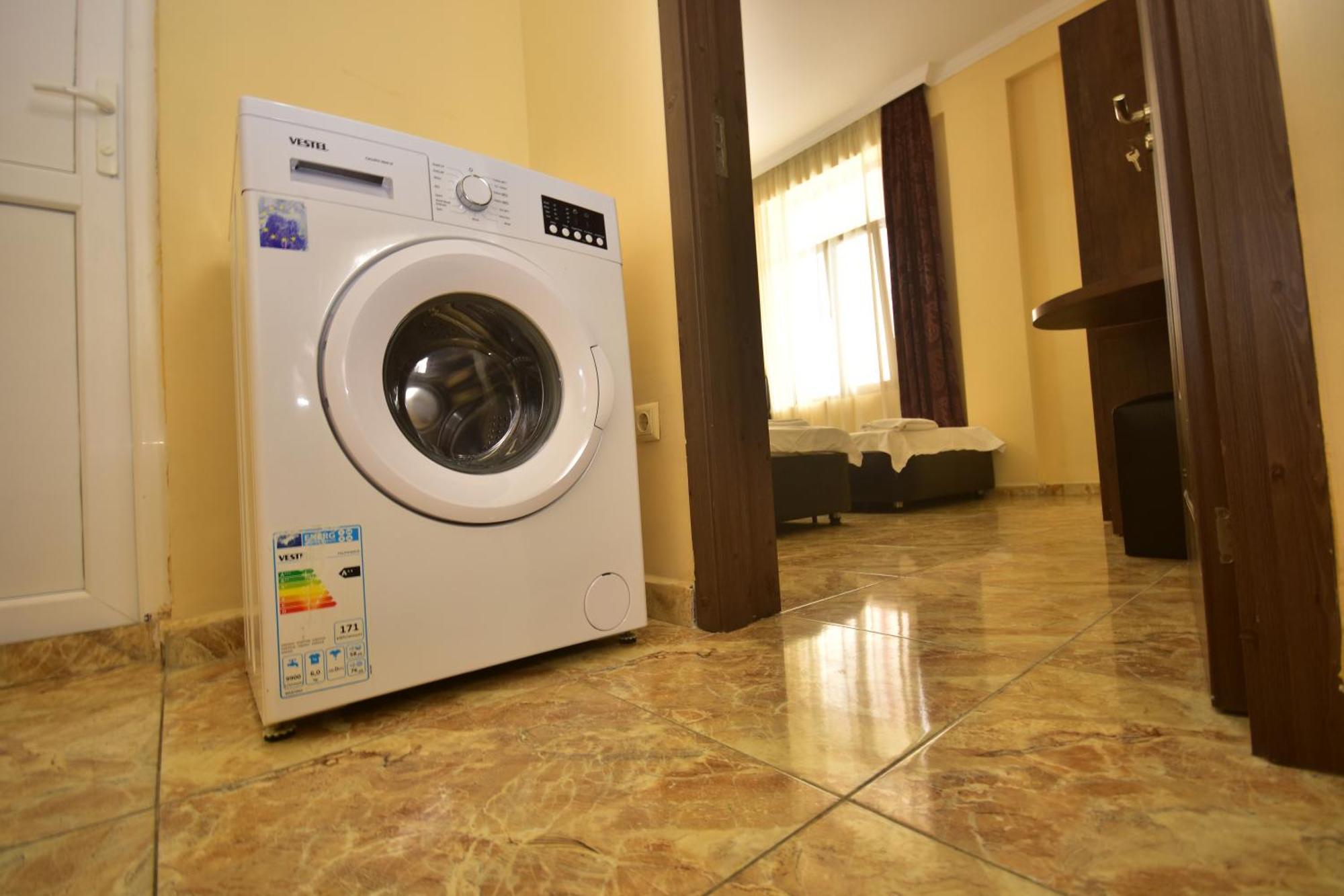 Family Apartments In 바투미 외부 사진