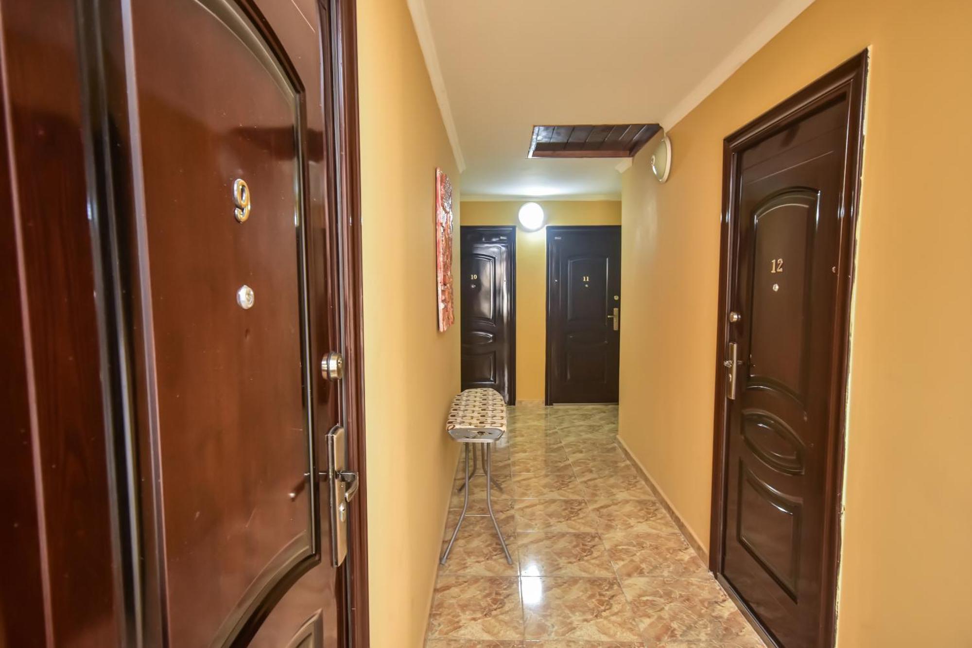 Family Apartments In 바투미 외부 사진